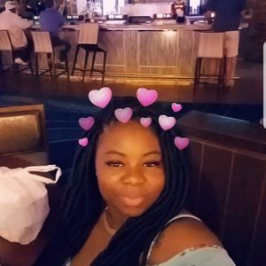 Meet your Posher, Sharonda